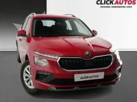 Usado Skoda Kamiq Selection 115 CV (84 kW) 2025 Rojo SUV