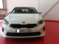 Używany Kia Ceed 136 KM (100 kW) 2021 Biały Hatchback
