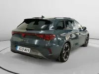 Usado Cupra Leon 150 CV (110 kW) 2024 Azul Familiar