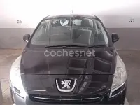 Usado Peugeot 5008 Active 150 CV (110 kW) 2011 Negro Monovolumen