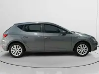 Usado Seat Leon Reference 110 CV (80 kW) 2018 Gris Utilitario