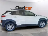 Usado Hyundai Kona 120 CV (88 kW) 2018 Blanco SUV