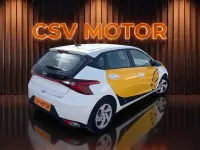 Usado Hyundai i20 101 CV (74 kW) 2021 Blanco Utilitario