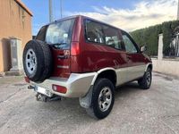 Usado Nissan Terrano 99 CV (72 kW) 1993 Burdeos SUV