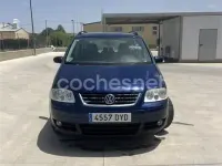 Usado VW Touran Highline 140 CV (102 kW) 2006 Azul Monovolumen