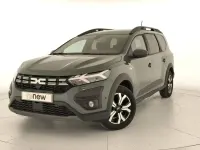 Usado Dacia Jogger Expression 110 CV (80 kW) 2024 Verde Monovolumen