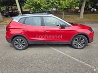 Usado Seat Arona Ecomotive 115 HP (84 kW) 2017 Vermelho SUV