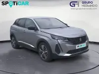 Usado Peugeot 3008 Allure 225 CV (165 kW) 2022 Gris SUV