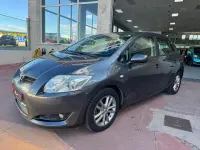 Usado Toyota Auris X-plore 101 CV (74 kW) 2009 Gris plata Utilitario