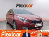 Usado Kia Ceed 100 CV (73 kW) 2014 Rojo Utilitario