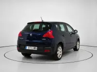 Usado Peugeot 3008 120 CV (88 kW) 2010 Azul Familiar