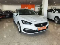 Usado Seat Leon Style 116 CV (85 kW) 2025 Blanco Utilitario