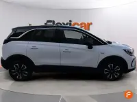 Usado Opel Crossland Elegance 130 CV (95 kW) 2024 Gris SUV