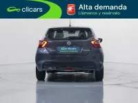 Usado Nissan Micra 92 CV (67 kW) 2021 Gris / plata Utilitario