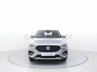 Usado MG ZS Luxury 106 CV (77 kW) 2025 Gris / plata SUV