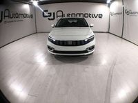 Usado Fiat Tipo Life 99 CV (72 kW) 2022 Blanco Familiar