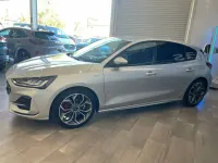 Usado Ford Focus ST-Line X 125 CV (91 kW) 2023 Gris / plata Berlina