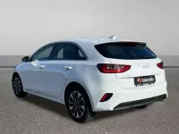 Usado Kia Ceed 101 CV (74 kW) 2024 Blanco Utilitario