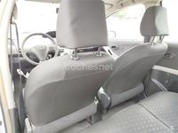 Usado Toyota Yaris 90 CV (66 kW) 2006 Gris / plata Berlina