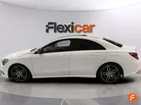 Usado Mercedes CLA180 122 CV (89 kW) 2018 Blanco Berlina