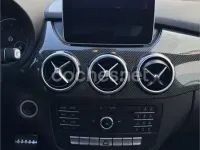 Usado Mercedes B200 AMG line 136 CV (100 kW) 2016 Blanco Utilitario