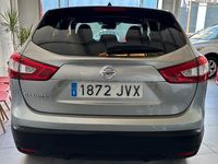 Usado Nissan Qashqai N-Connecta 130 CV (95 kW) 2017 Gris / plata SUV