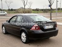 Usado Ford Mondeo Trend 115 CV (84 kW) 2003 Negro Berlina