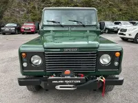 Usado Land Rover Defender 111 CV (81 kW) 1995 Verde Pickup/Camioneta