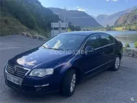 Usado VW Passat Advance 140 CV (102 kW) 2005 Azul Berlina