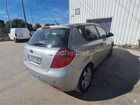 Usado Kia Ceed Active 115 CV (84 kW) 2009 Gris / plata Utilitario