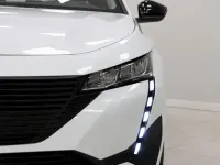 Usado Peugeot 308 Active 130 CV (95 kW) 2022 Blanco Berlina