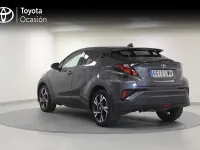 Usado Toyota C-HR Advance 122 CV (89 kW) 2022 Gris / plata SUV