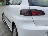 Usado Seat Ibiza Reference 70 CV (51 kW) 2008 Blanco Berlina