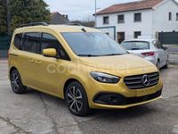 Usado Mercedes T180 116 CV (85 kW) 2023 Amarillo Monovolumen