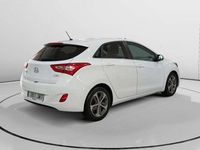 Usado Hyundai i30 GO! 111 CV (81 kW) 2016 Blanco Utilitario