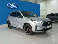 Usado Ford Kuga ST-Line X 243 CV (178 kW) 2026 Plata solar (metalizado) SUV