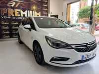 Usado Opel Astra Dynamic 110 CV (80 kW) 2019 Blanco Berlina
