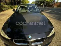 Usado BMW 318 150 CV (110 kW) 2017 Azul Familiar