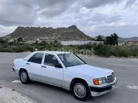 Usado Mercedes 190 126 CV (92 kW) 1991 Blanco Berlina