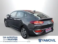 Usado Hyundai i30 120 CV (88 kW) 2018 Gris / plata Berlina