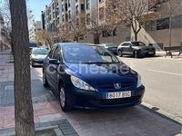 Usado Peugeot 307 90 CV (66 kW) 2002 Azul Berlina