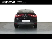 Usado Renault Arkana Zen 145 CV (106 kW) 2022 Negro SUV
