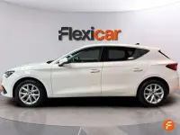 Usado Seat Leon Style 116 CV (85 kW) 2025 Blanco Familiar