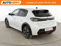 Usado Peugeot 208 GT 101 CV (74 kW) 2021 Blanco Utilitario