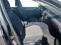Usado VW Passat 122 CV (89 kW) 2022 Gris Familiar