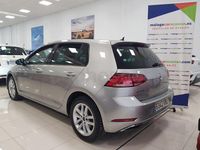 Usado VW Golf VII Advance 115 CV (84 kW) 2019 Gris / plata Berlina