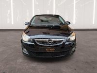 Usado Opel Astra Sport 140 CV (102 kW) 2011 Negro Berlina