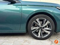 Usado Peugeot 308 SW Allure 130 CV (95 kW) 2022 Verde Familiar