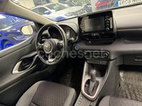 Usado Toyota Yaris Hybrid Business Edition 116 CV (85 kW) 2021 Blanco Berlina