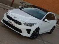 Usado Kia Ceed 120 CV (88 kW) 2021 Blanco Utilitario